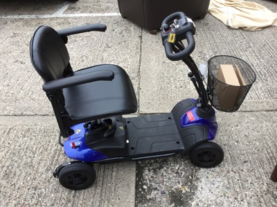 Lot 5 - Drive Strider ST1 mobility scooter with key, charger and manuals