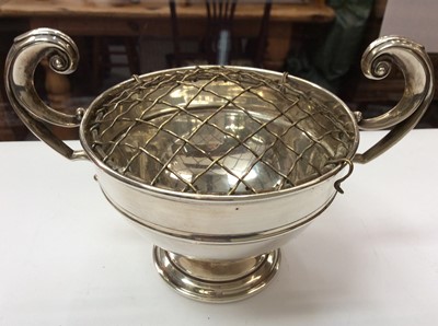 Lot 678 - Silver twin handled rose bowl