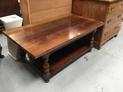 Lot 871 - Titchmarsh and Goodwin oak coffee table