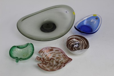 Lot 862 - Decorative Holmegaard smokey grey art glass dish together with four other stylish art glass bowls including Murano