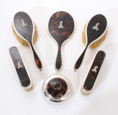 Lot 277 - George V Silver and tortoiseshell dressing table set