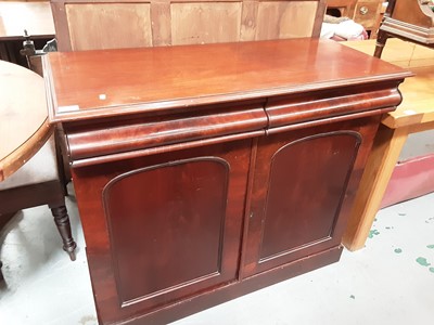 Lot 894 - Victorian mahogany chiffonier with two frieze drawers and two arched panelled doors below
