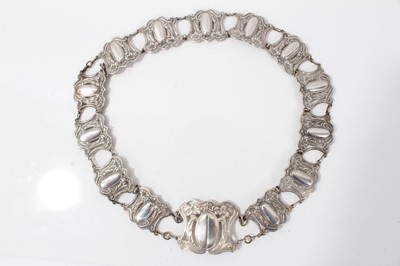 Lot 57 - Art Nouveau silver nurse’s belt