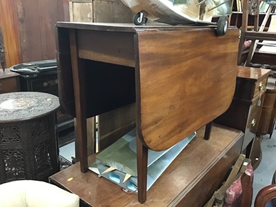 Lot 851 - Georgian mahogany Pembroke table on square taper legs