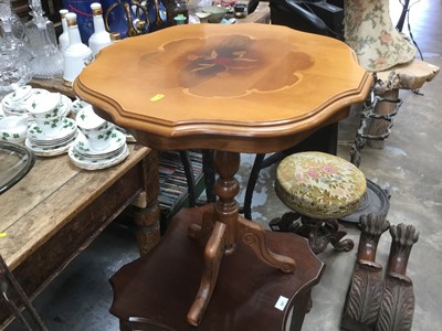 Lot 1012 - Italian inlaid occassional table