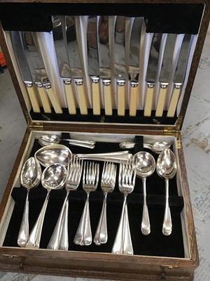 Lot 518 - Box of plated flatware and wooden cutlery tray