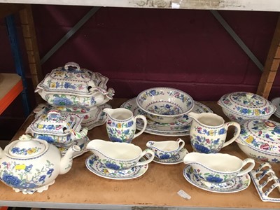 Lot 537 - Mason's Indian Tree dinner and tea ware including tureen, sauce boats and soup tureen with ladle