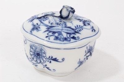 Lot 126 - 18th century Chinese porcelain coffee can and a 19th century Meissen pot and cover