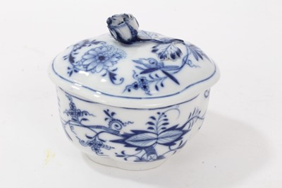 Lot 126 - 18th century Chinese porcelain coffee can and a 19th century Meissen pot and cover
