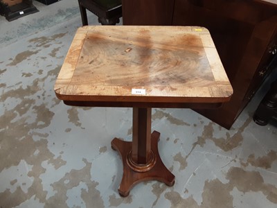 Lot 914 - 19th century mahogany and maple wine table on faceted support and quatrefoil base