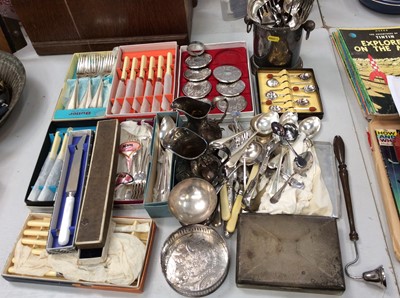 Lot 484 - Group of silver plated cutlery sets and other plated ware