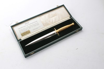 Lot 770 - Wilkinson Sword Commando 1940 - 1945 Presentation Dagger