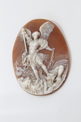 Lot 180 - Carved shell cameo