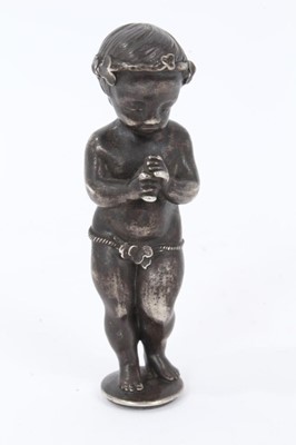 Lot 331 - Antique silver putti seal