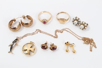 Lot 84 - Group gold jewellery