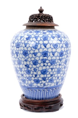 Lot 92 - 19th century Japanese blue and white porcelain...