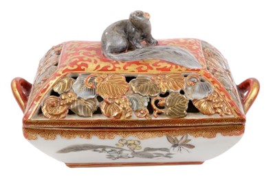 Lot 188 - Japanese Kutani box with squirrel
