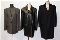 Lot 3095 - Gentlemen's vintage navy wool overcoat with...