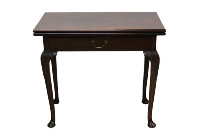 Lot 121 - George III style mahogany tea table