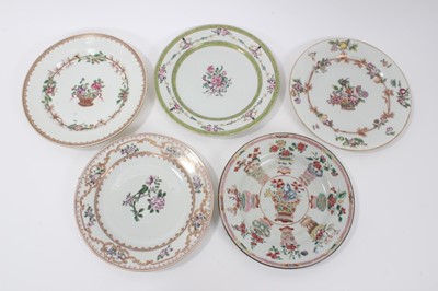 Lot 39 - 18th century Chinese export plate