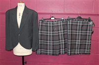 Lot 3104 - Gentlemen's traditional Scottish outfit -...