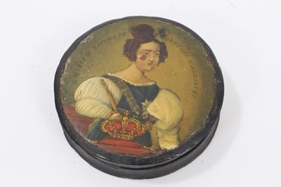 Lot 10 - I9th century circular  Papier mache snuff box