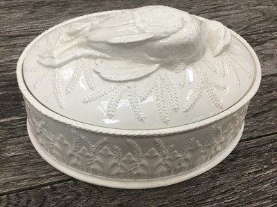 Lot 230 - White glazed game pie dish
