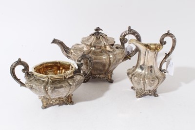 Lot 179 - Good quality Early Victorian silver three piece teaset comprising teapot of octagonal form with engraved and fluted decoration, domed hinged cover with floral finial