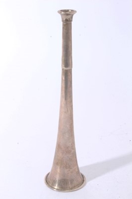 Lot 102 - George V silver hunting horn of conventional form, engraved Kohler & Son makers, From Covent Garden, 185 Piccadilly, London W., (London 1911)