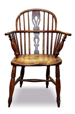Lot 884 - 19th century ash and elm Windsor chair
