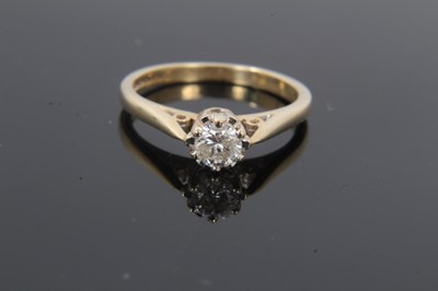 Lot 20 - 9ct gold diamond single stone ring