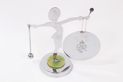Lot 51 - George VI 1937 Art Deco coronation gong in the form of a Guardsman