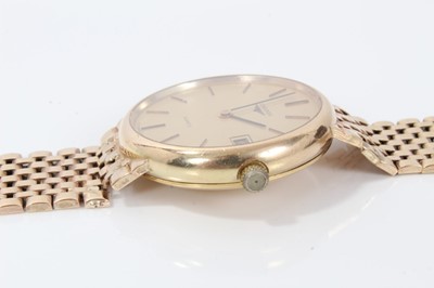 Lot 160 - Gentlemen's Longines 9ct gold wristwatch on gold bracelet in box