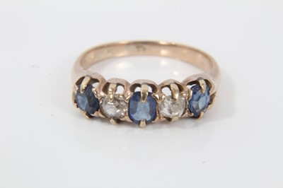 Lot 62 - Diamond and sapphire five stone ring
