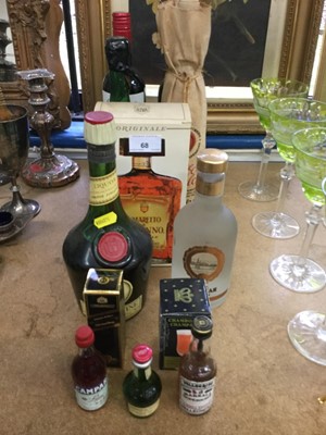 Lot 68 - Group of wines and spirits