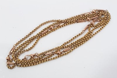 Lot 123 - Victorian yellow and rose gold chain