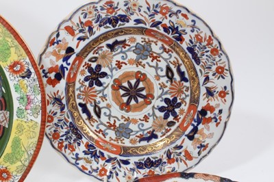 Lot 77 - A Masons Ironstone plate, in famille verte style, and five other Ironstone plates