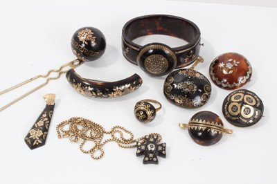 Lot 3 - Collection of 19th century piqué work jewellery