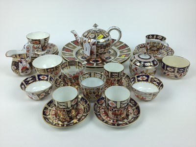 Lot 134 - Group of Imari wares to include Royal Crown Derby and Meissen