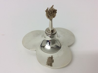 Lot 204 - Mappin & Webb silver table lighter in the form of a club, 2.5ozs