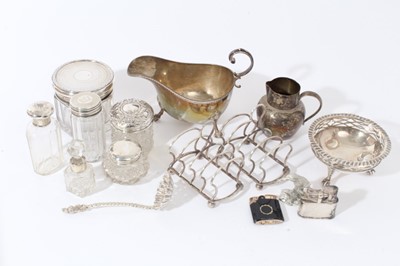 Lot 122 - George V bon bon dish of circular form with pierced decoration on three scroll feet, (Sheffield 1913) together with a silver bowl (Birmingham 1906) and other silver and silver plated wares