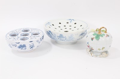Lot 80 - Two Delft style bowls, and a Continental porcelain fruit shaped box and cover
