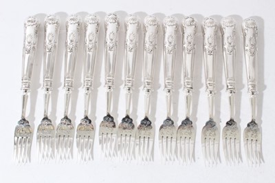 Lot 60 - Set of twelve Edwardian silver Kings pattern desert forks (Sheffield 1903), maker John Round & Son Ltd, each 17.5cm in length