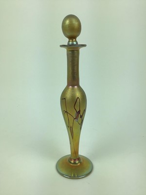 Lot 129 - Early 20th century Tiffany & Co Favrile iridescent glass scent bottle and stopper, circa 1910.