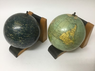Lot 9 - Pair of vintage bookends
