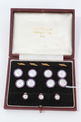 Lot 92 - Fine set of 1950s Gentleman's 9ct gold, enamel and mother of pearl and seed pearl dress studs and pair cufflinks in fitted Armour Winston box complete with button fittings -as new