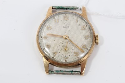 Lot 142 - 1950s Gentleman's Tudor wristwatch in 9ct gold case with matted silvered dial with gilt Arabic numerals and subsidiary seconds , the case 32mm.