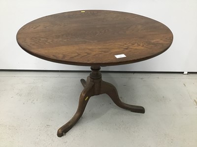 Lot 55 - Georgian oak tripod table