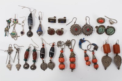 Lot 43 - Group Eastern silver and white metal earrings