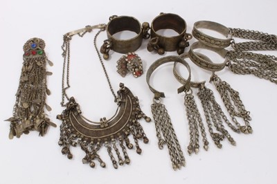 Lot 49 - Group Eastern metal jewellery